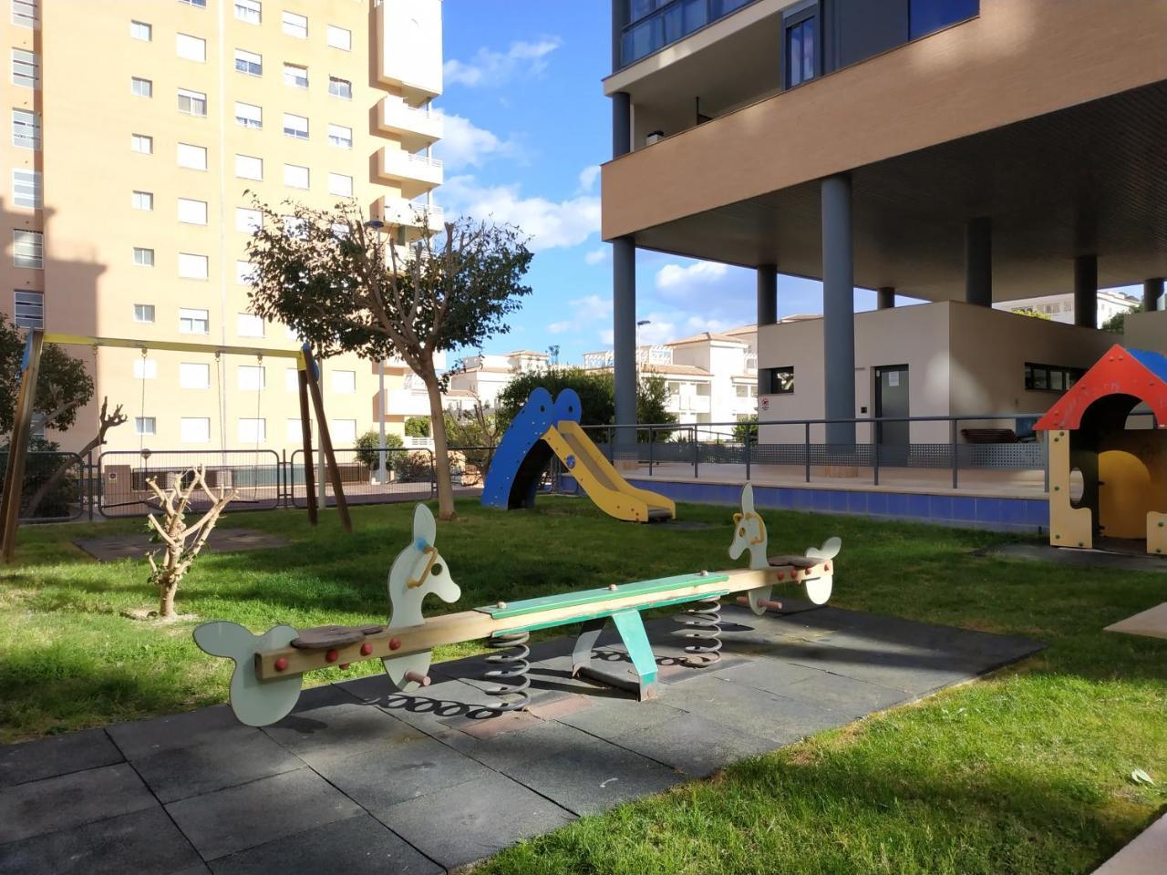 Apartamentos Tamarindo Кала де Финестрат Екстериор снимка